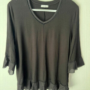 EUC Riani top, Size 10, Black and Flowy